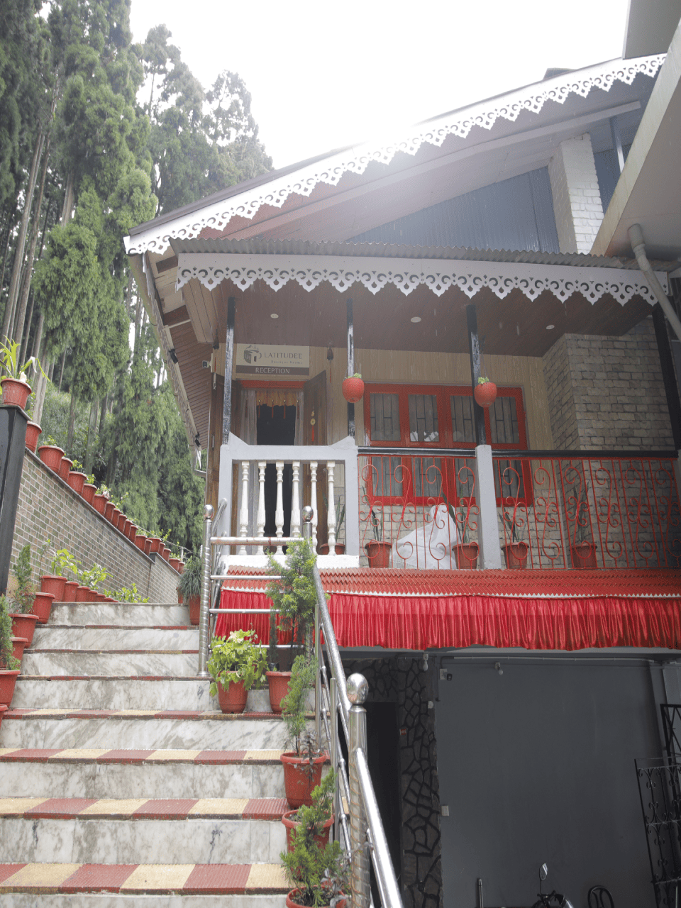  Latitudee Boutique Rooms for family